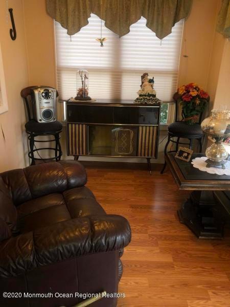 17b Porch