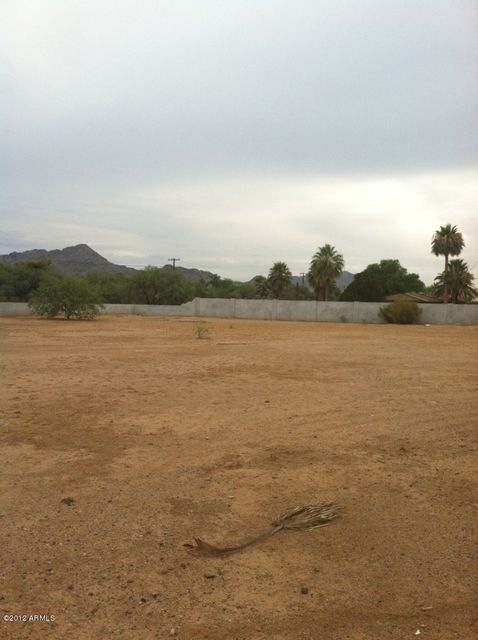 Great flat acre+ lot w/views!