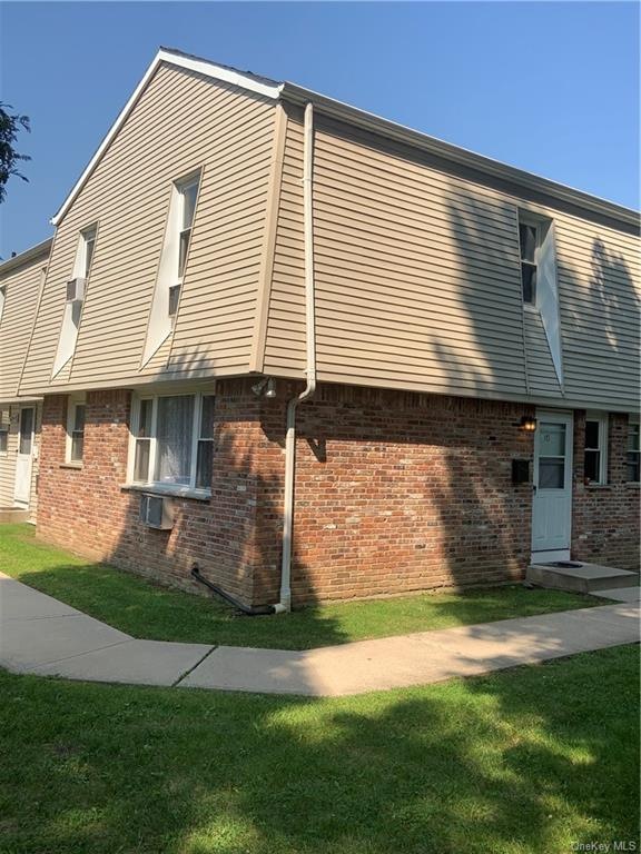 20 Main St unit 10, Garnerville, NY 10923 - photo 1
