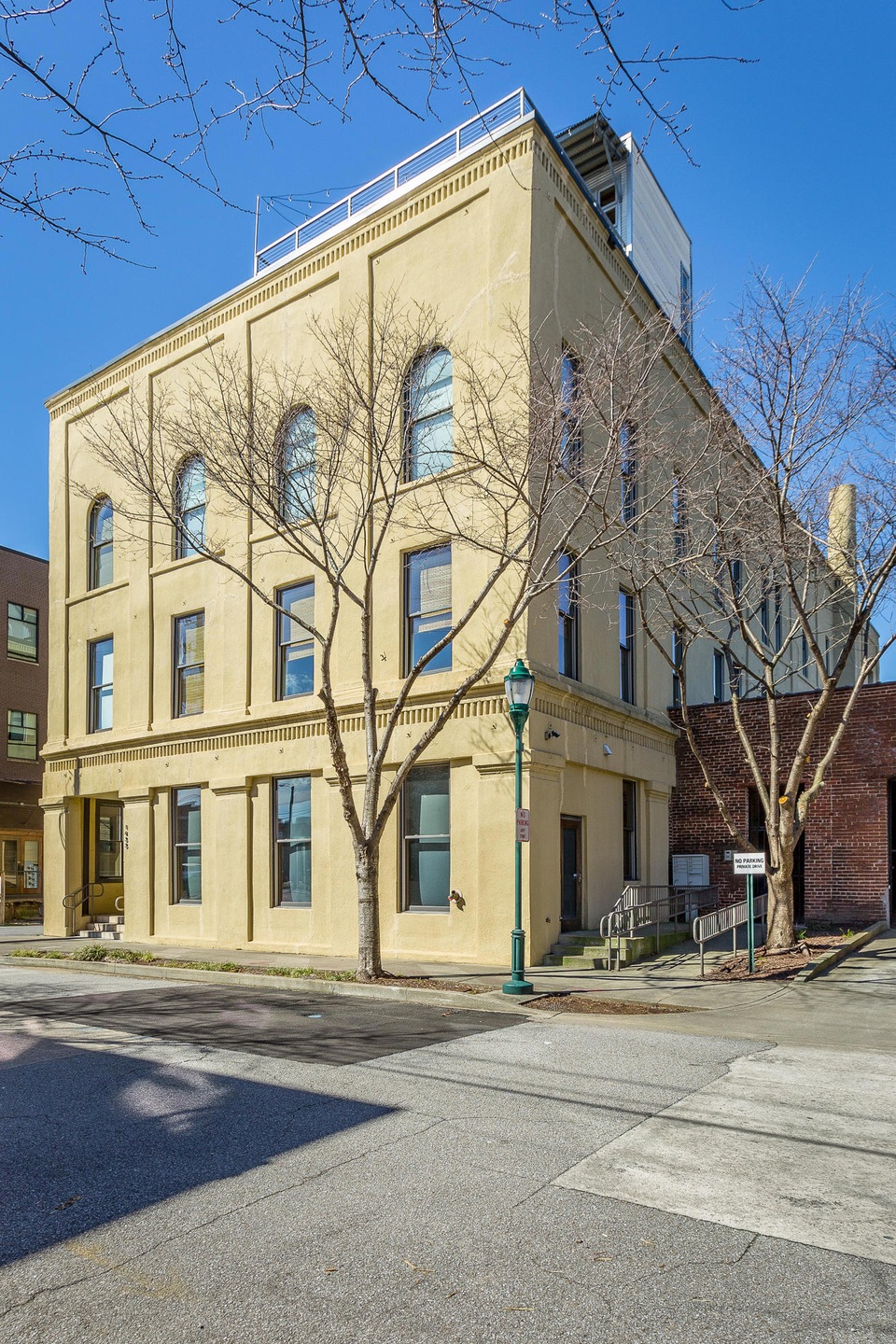 1433 Williams Street EXT-1