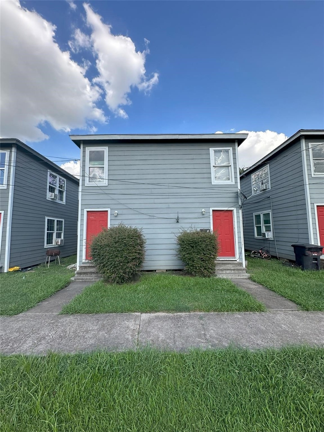 Welcome home to 3102 Brackenridge Unit 1