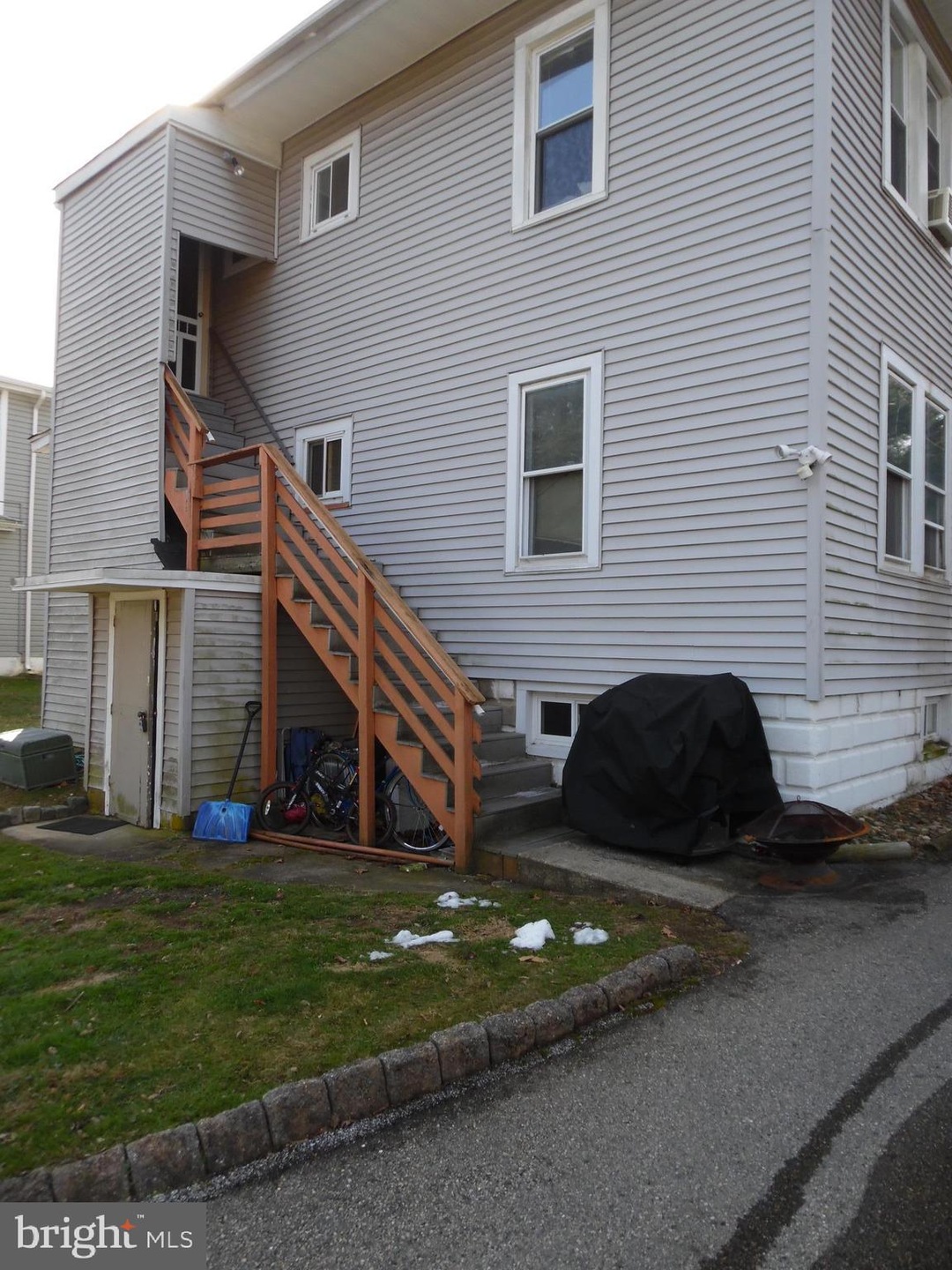 407 Unit # B N Broadway unit B UPSTAIRS, Pitman, NJ 08071 - photo 1