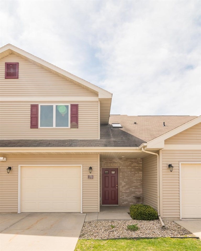 170 Elliott Ln, Oregon, WI 53575 - photo 1