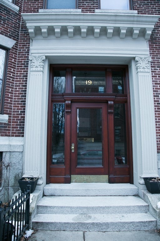 19 Alton Place unit 1, Brookline, MA 02446 - photo 1
