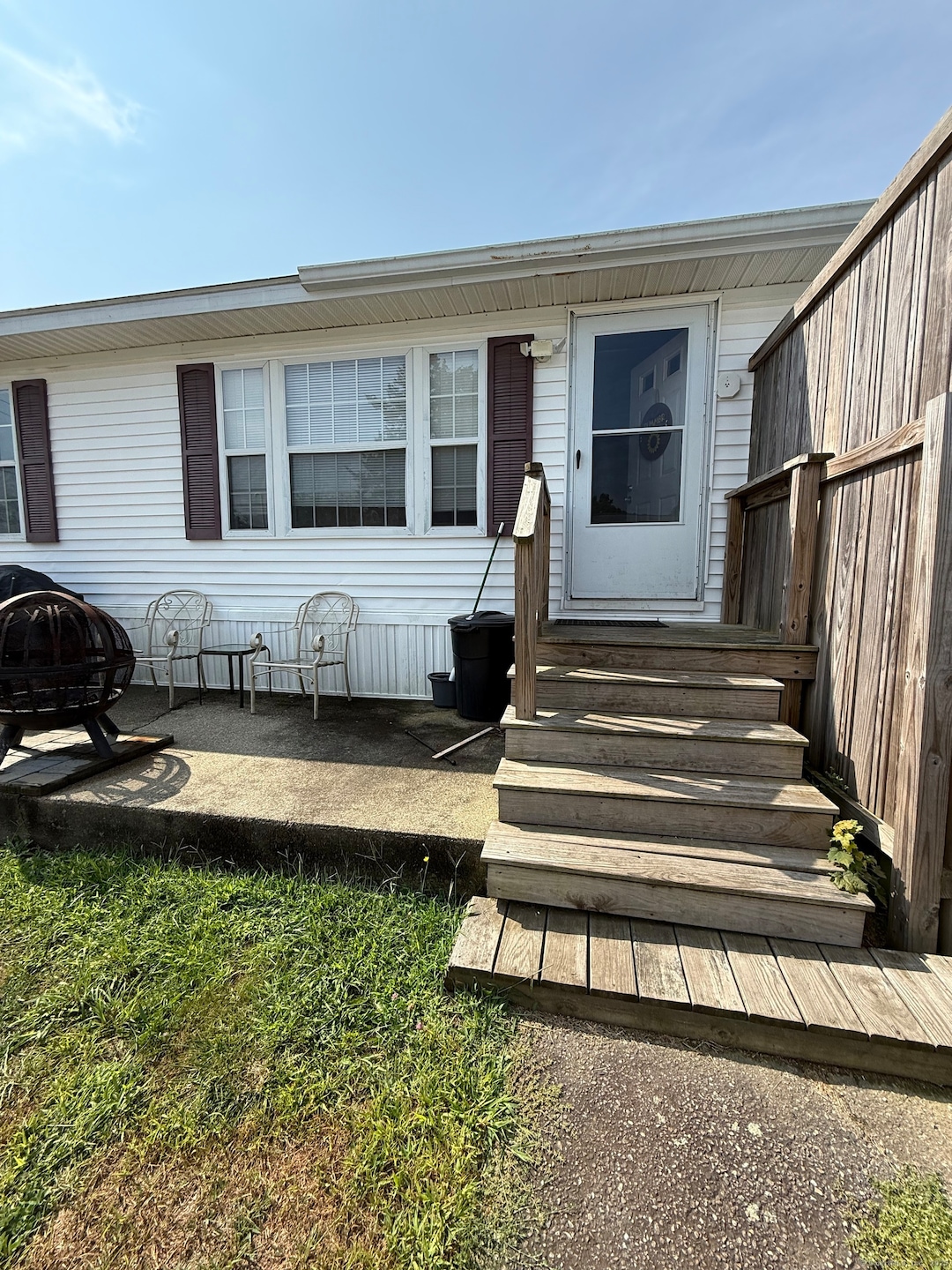 Under Contract $100,000