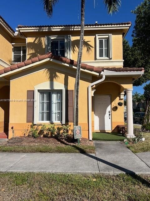 8305 NW 108th Ave unit 718, Doral, FL 33178 - photo 1