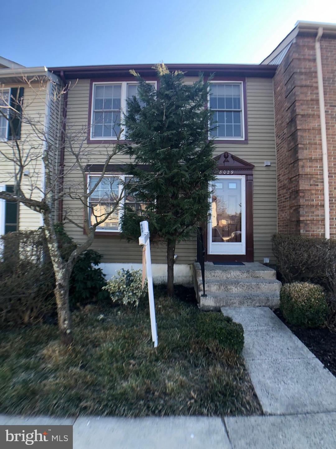 8029 Tyson Oaks Cir, Vienna, VA 22182 - photo 1