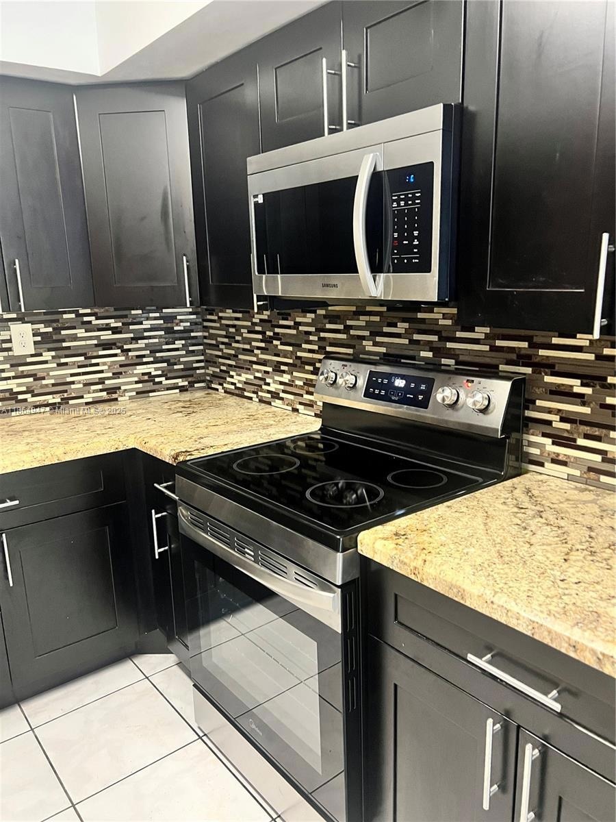 For Rent $1,985/month