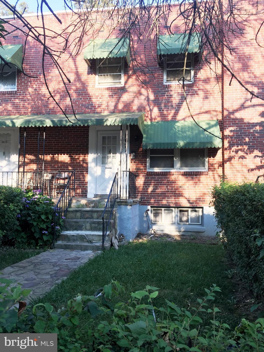 8671 Oak Rd, Parkville, MD 21234 - photo 1