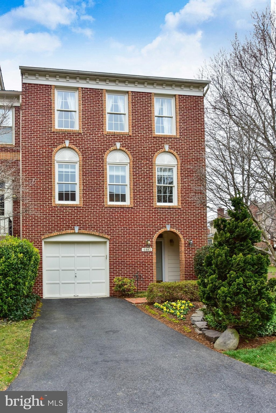 6883 Mclean Province Cir, Falls Church, VA 22043 - photo 1