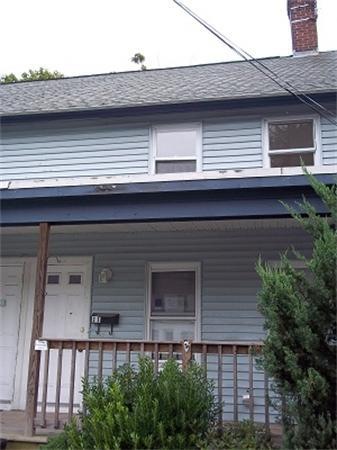 11 C St unit 11, Whitinsville, MA 01588 - photo 1