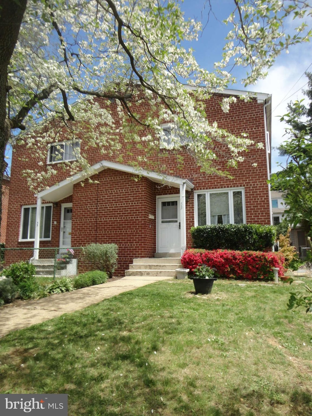 53 E Taylor Run Pkwy, Alexandria, VA 22314 - photo 1