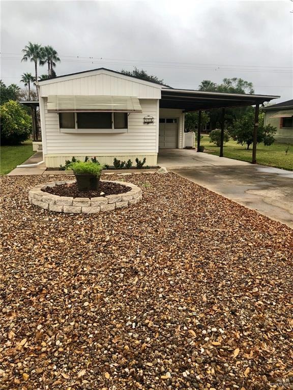 928 Citrus Dr, Alamo, TX 78516 - photo 1