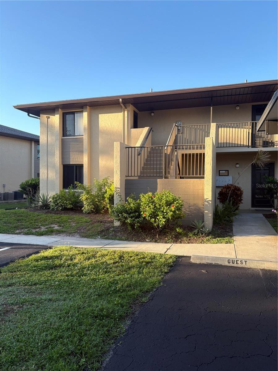 For Rent $1,400/month