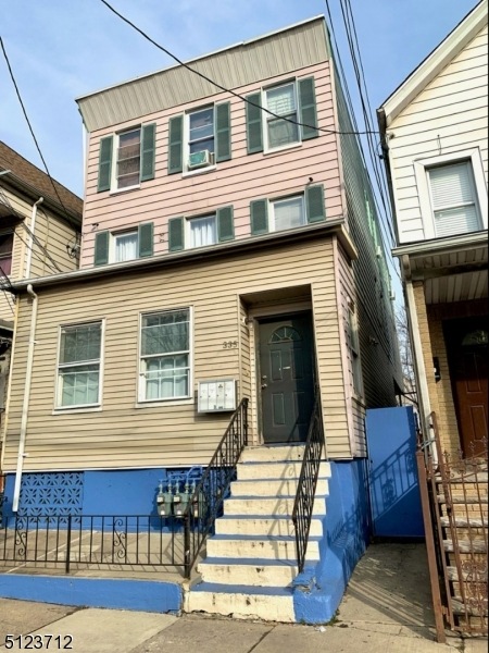 335 Franklin St, Elizabethport, NJ 07206 - photo 1