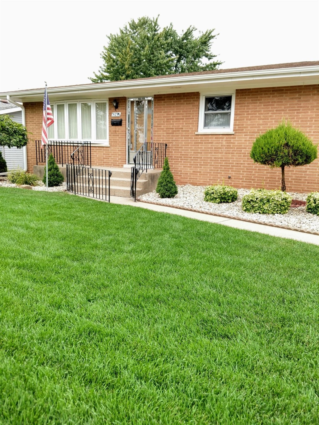 3123 100th Place, Highland, IN 46322 - photo 1