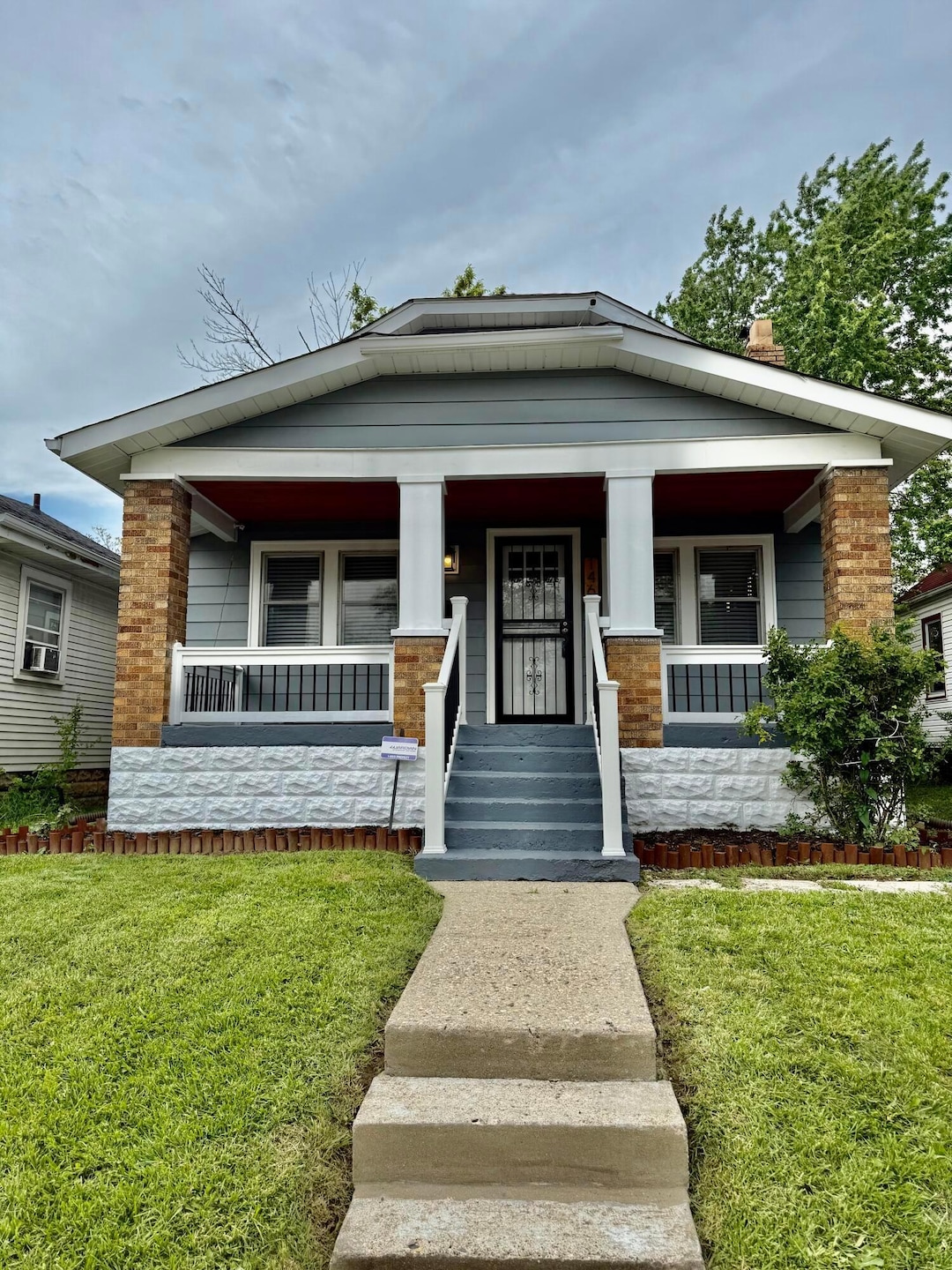COVERED PORCH