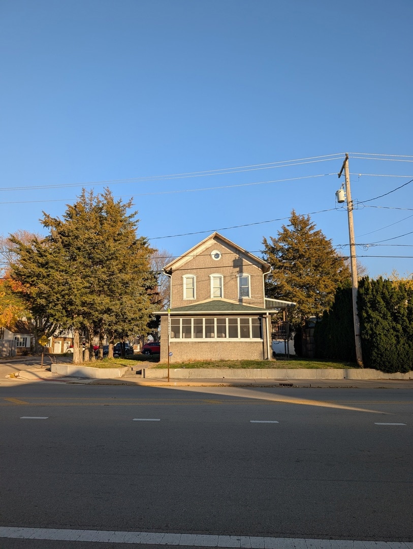 1128 Saint Vincent Ave, Lasalle, IL 61301 - photo 1