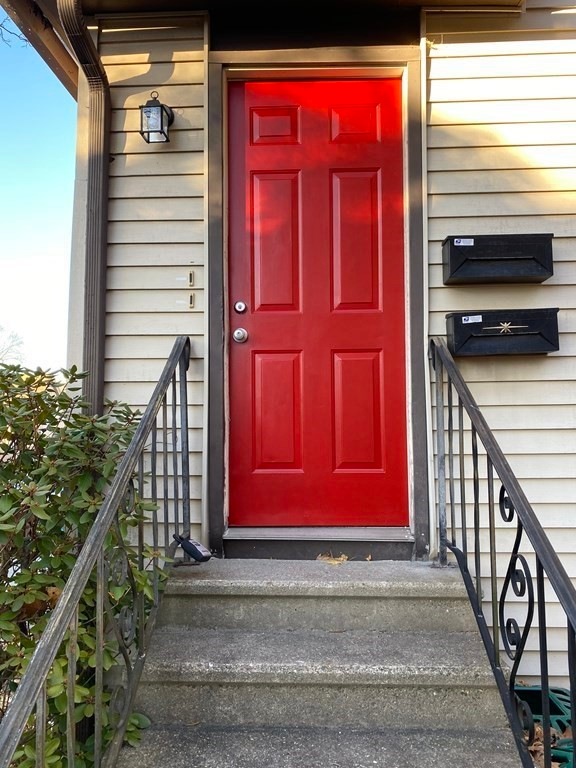 58 Windsor St, Worcester, MA 01605 - photo 1