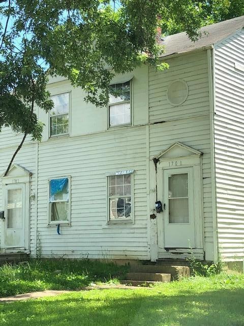 1701 E Whittier