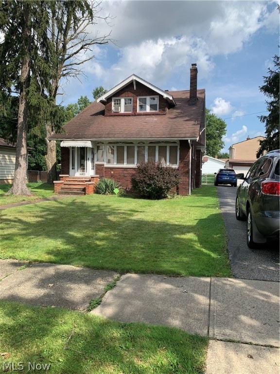 16921 Raymond St, Maple Heights, OH 44137 - photo 1