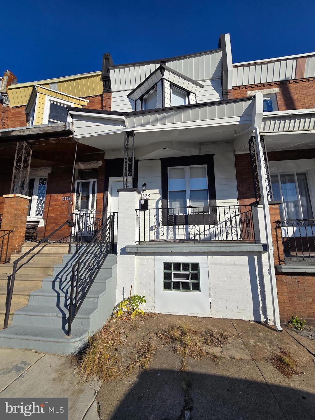 For Rent $2,400/month