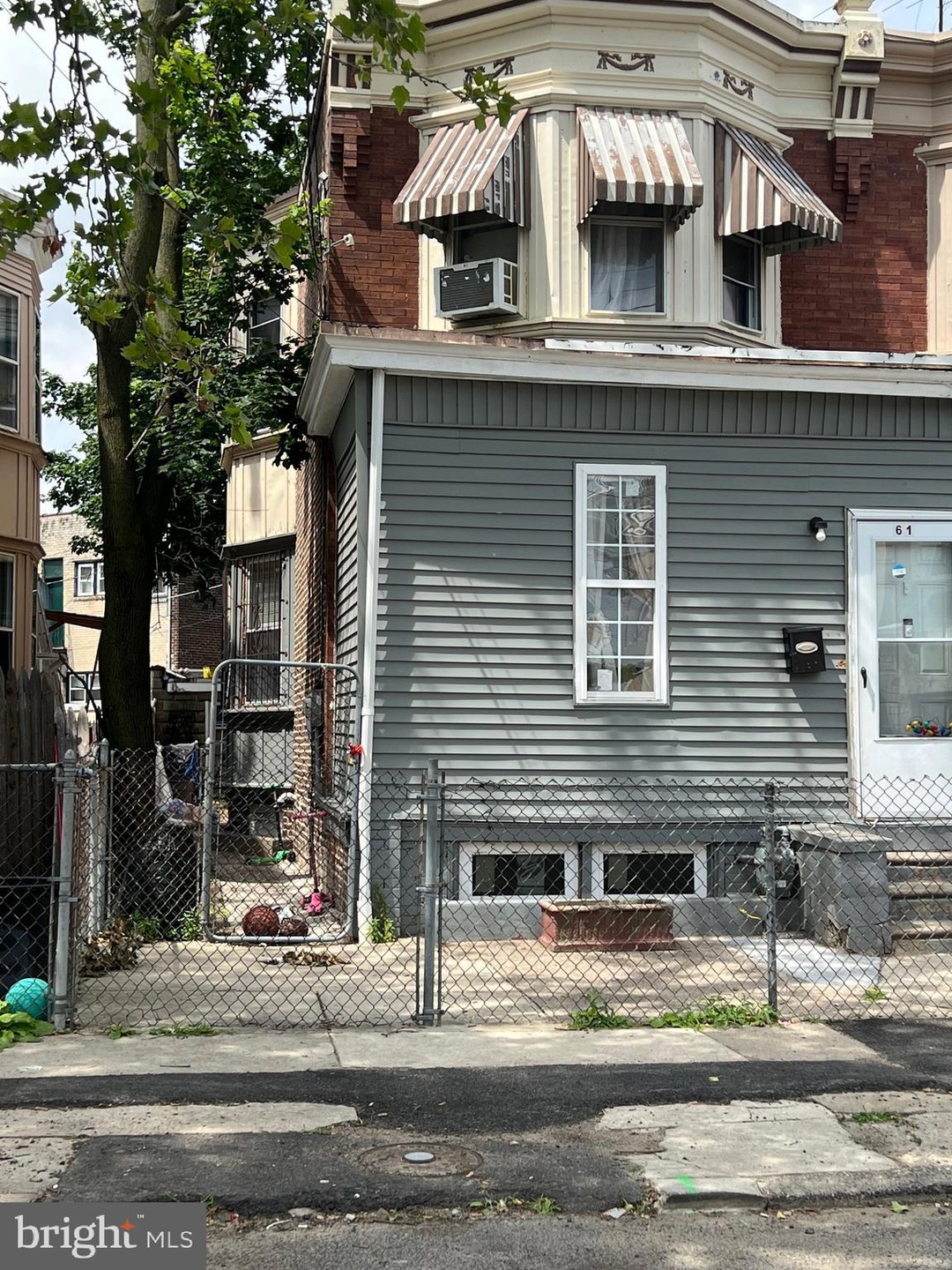 61 S 27th St, Camden, NJ 08105 - photo 1