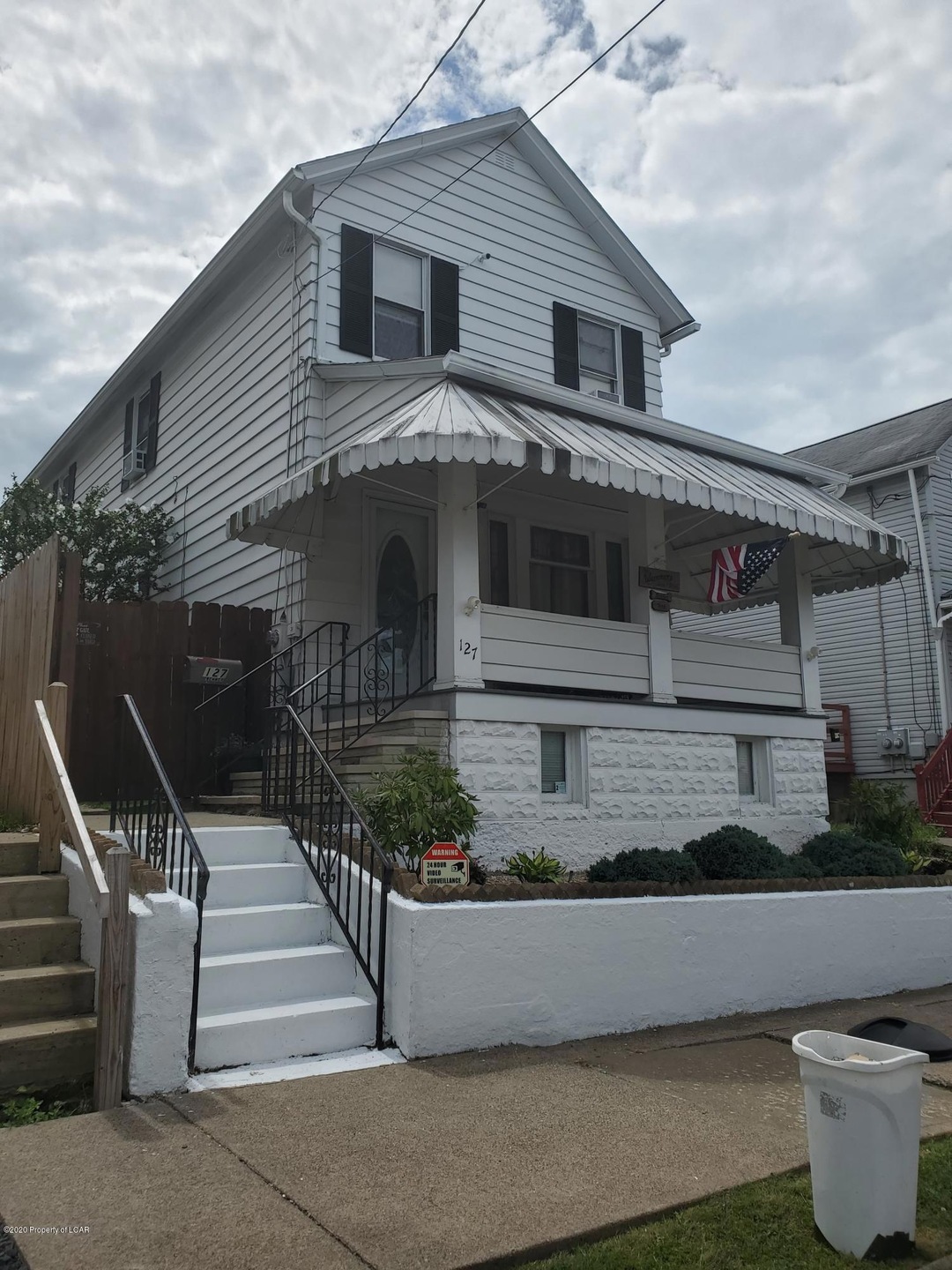 127 W Noble St, Nanticoke, PA 18634 - photo 1