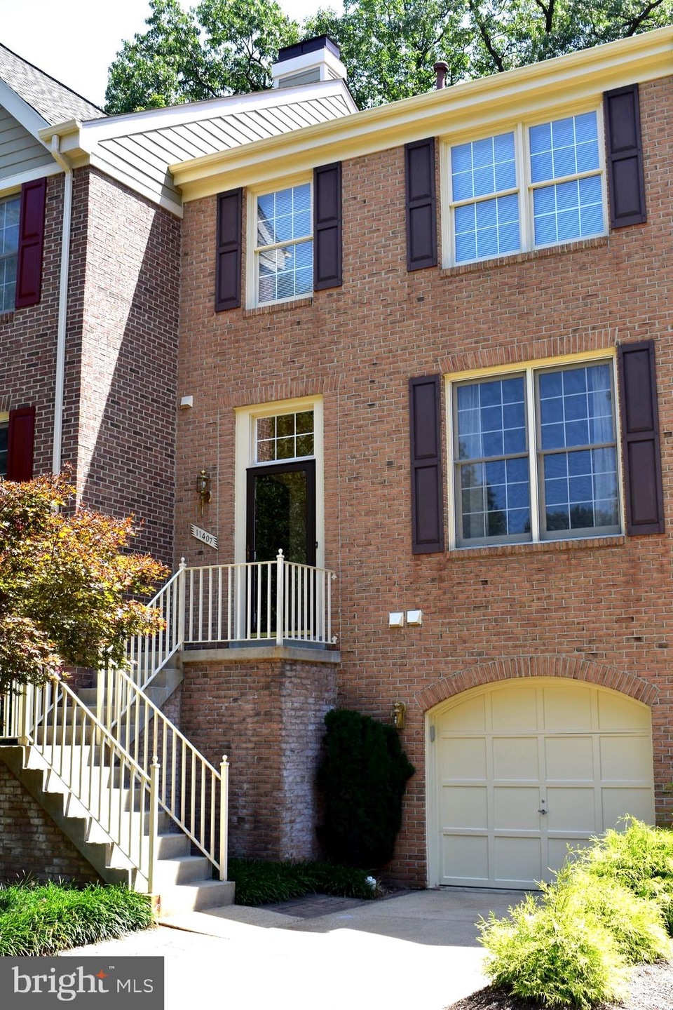 11407 Heritage Oak Ct, Reston, VA 20194 - photo 1