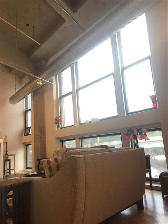 2107 Grand Ave unit 201, Kansas City, MO 64108 - photo 1