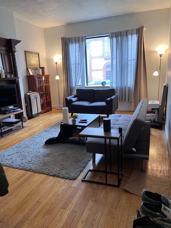 59 Hemenway St unit 2, Boston, MA 02115 - photo 1