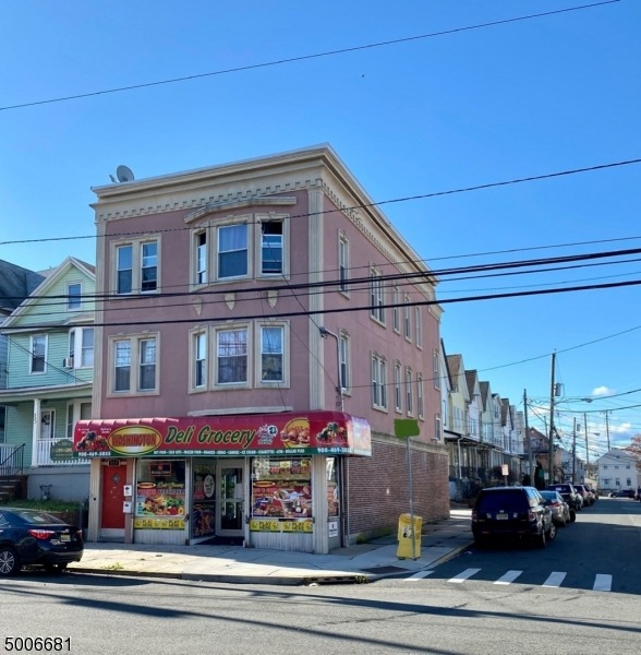 321 Washington Ave, Elizabeth, NJ 07202 - photo 1