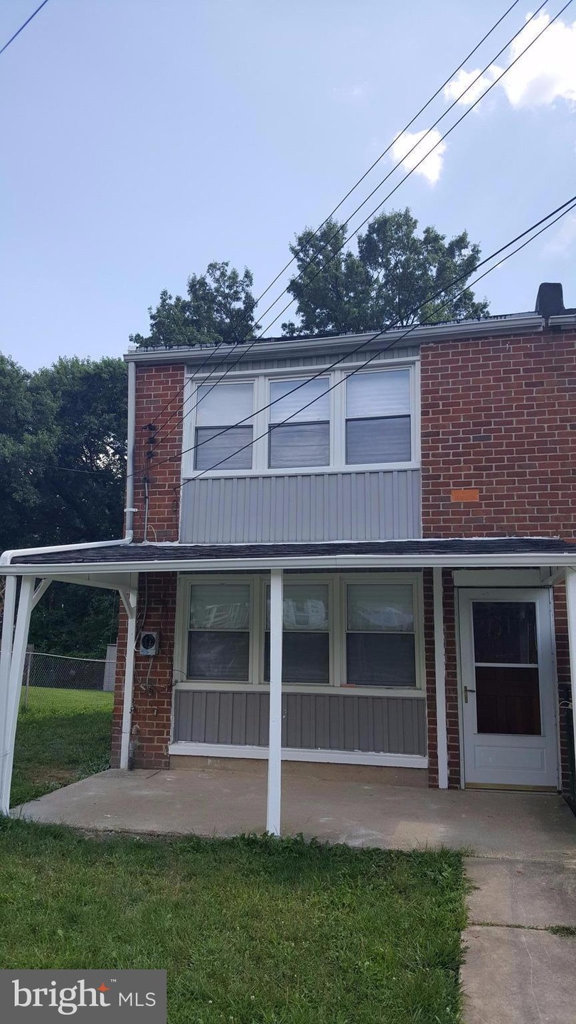 413 Bigley Ave, Halethorpe, MD 21227 - photo 1