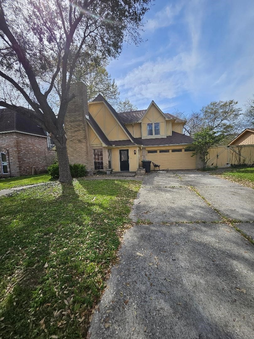 6215 Francis Marion Dr, Houston, TX 77091 - photo 1