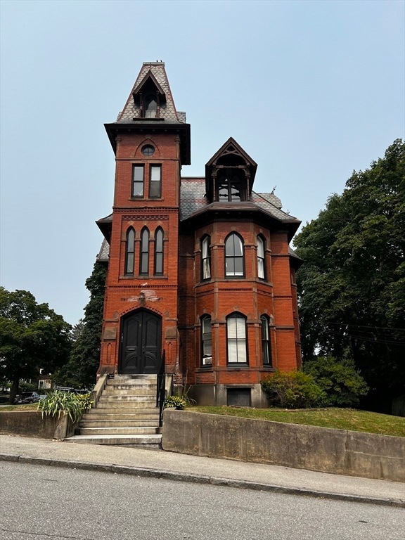 8 Claremont St unit 2B, Worcester, MA 01610 - photo 1