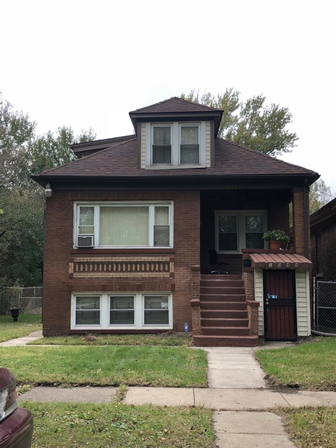 1044 Polk St, Gary, IN 46402 - photo 1