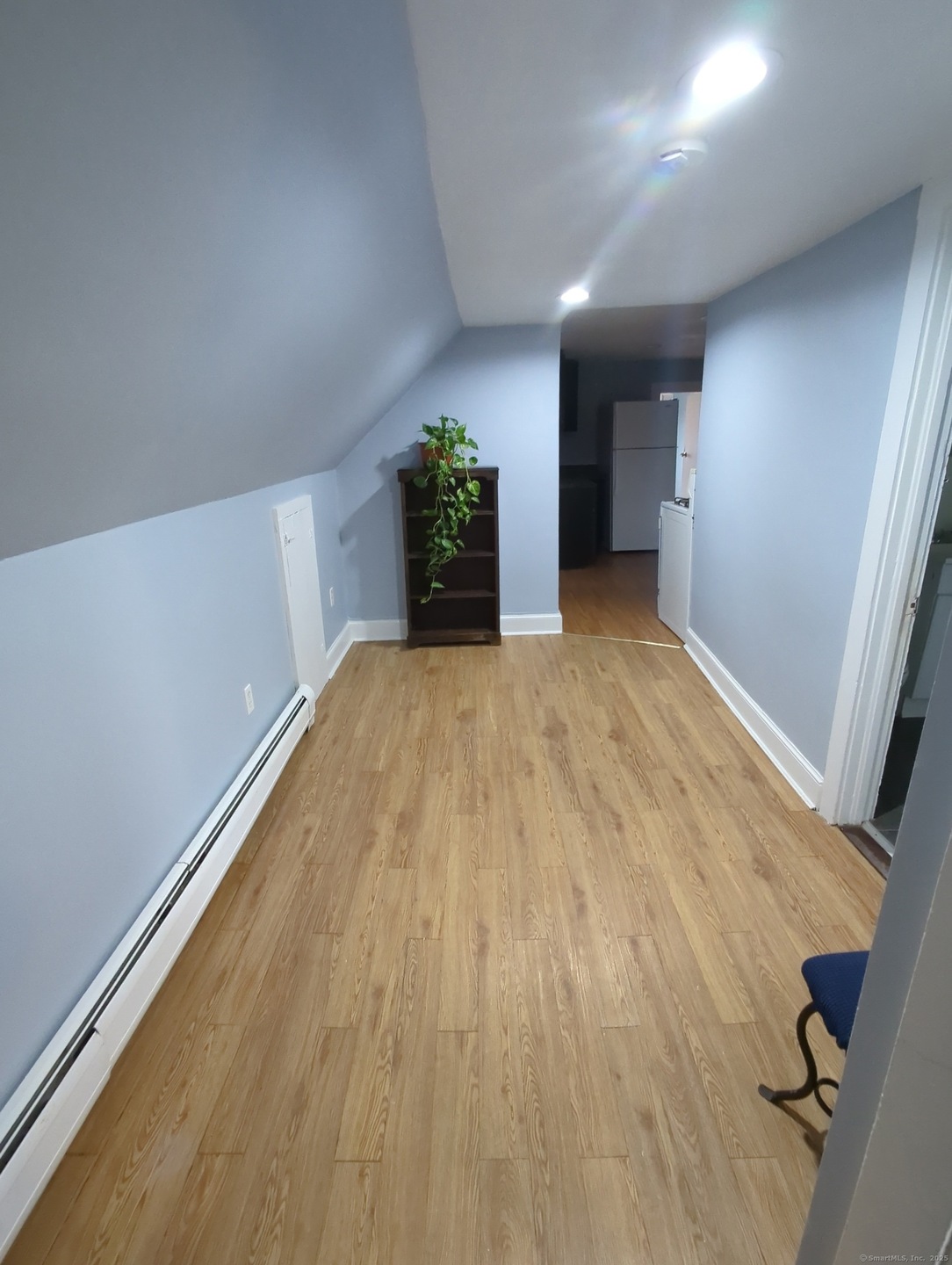 633 Arch St unit 3rd FL, New Britain, CT 06051 - photo 1