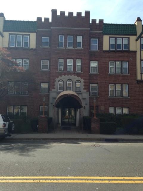 Glenbrook Road Condominiums unit 404, Stamford, CT 06902 - photo 1