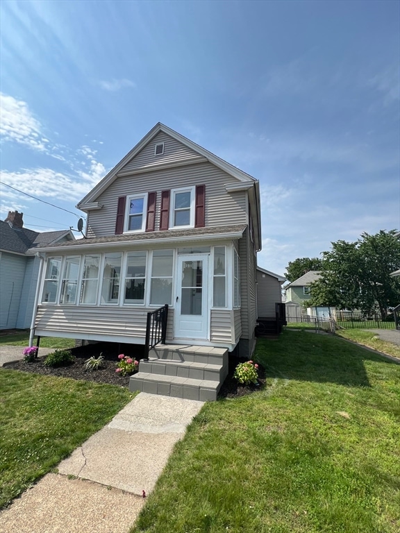 23 Walnut St, Ludlow, MA 01056 - photo 1