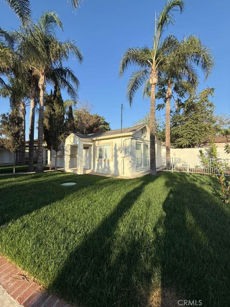 Under Contract $760,000