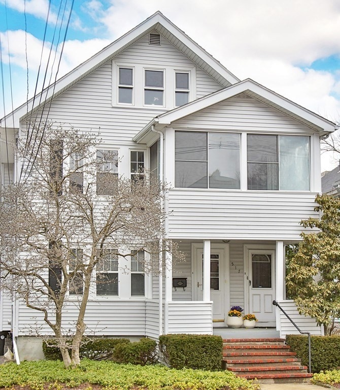 517 Heath St unit 2, Chestnut Hill, MA 02467 - photo 1