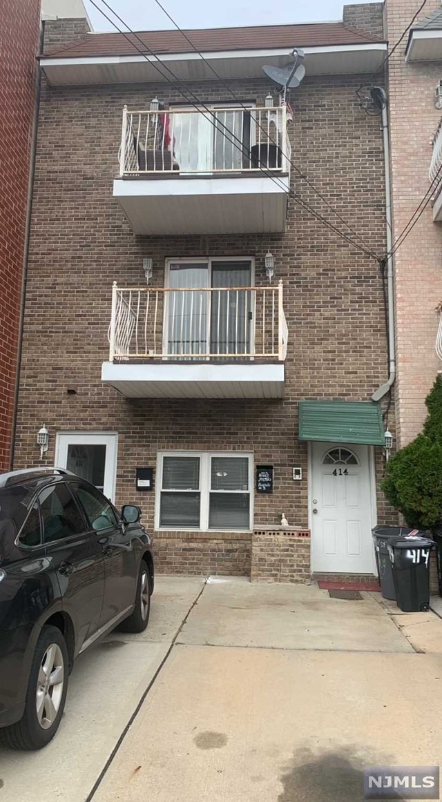 414 2nd St unit 1 & 2, Union City, NJ 07087 - photo 1