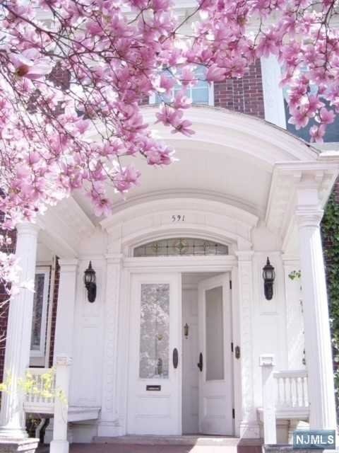 589 Clifton Ave unit 591, Newark, NJ 07104 - photo 1