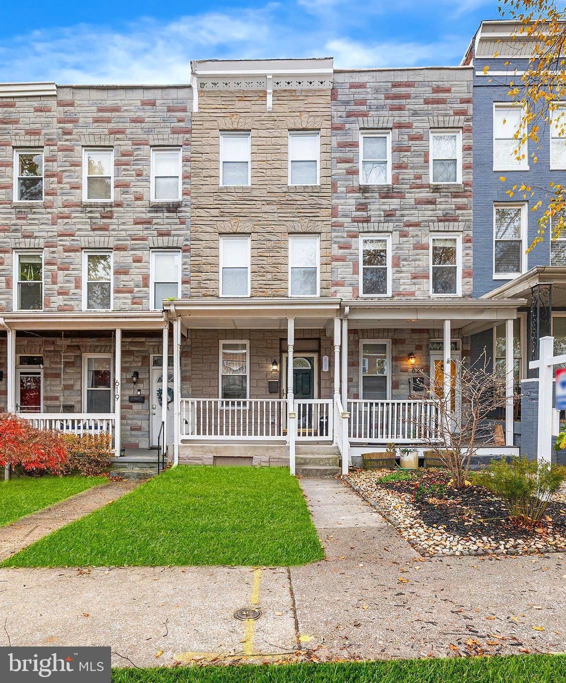 621 W 33rd St, Baltimore, MD 21211 - photo 1