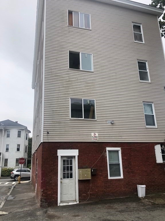 309 Cambridge St unit 1B, Worcester, MA 01603 - photo 1