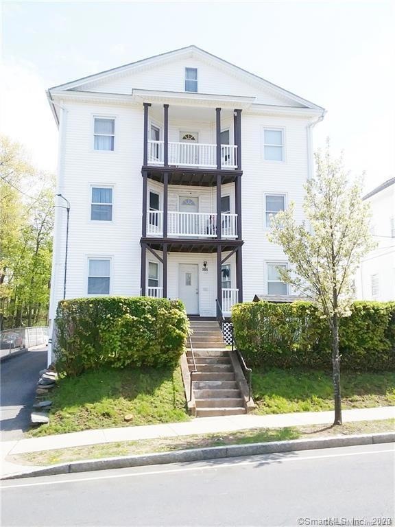 201 Beaver St unit 2, New Britain, CT 06051 - photo 1