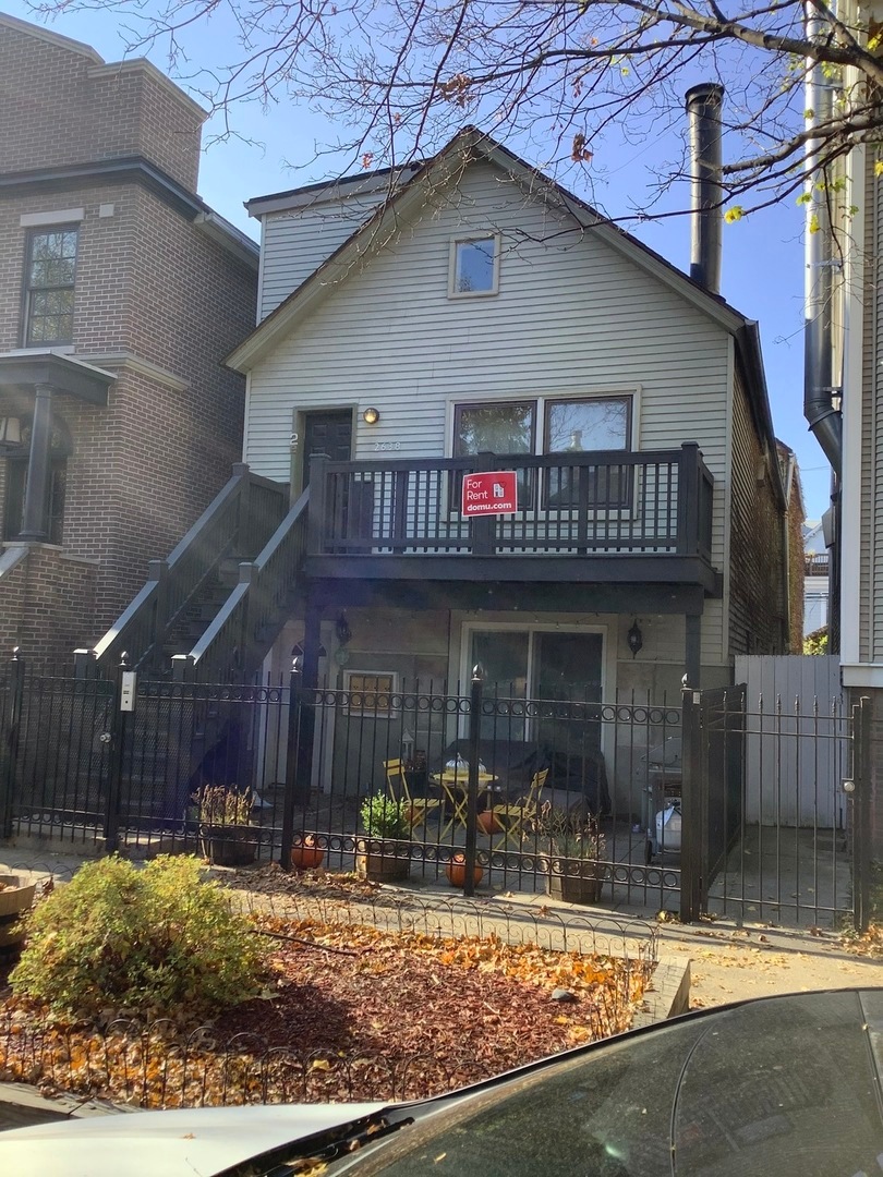 2638 N Wayne Ave unit 1W, Chicago, IL 60614 - photo 1