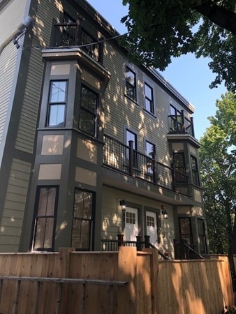 45 Oak St unit 1, Somerville, MA 02143 - photo 1