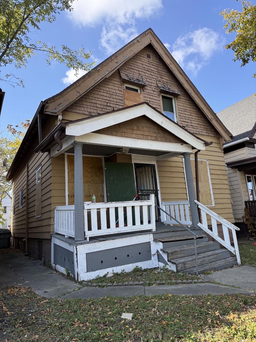 2469 N 37th St, Milwaukee, WI 53210 - photo 1