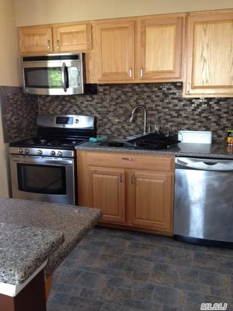 unlisted-address, Freeport, NY 11520 - photo 1